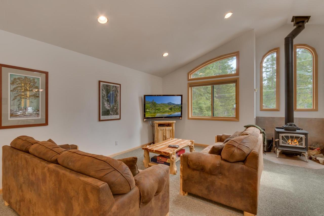 Tahoma Charm On West Shore - Beautiful Open Concept 3 Bedroom W Private Hot Tub Exterior photo